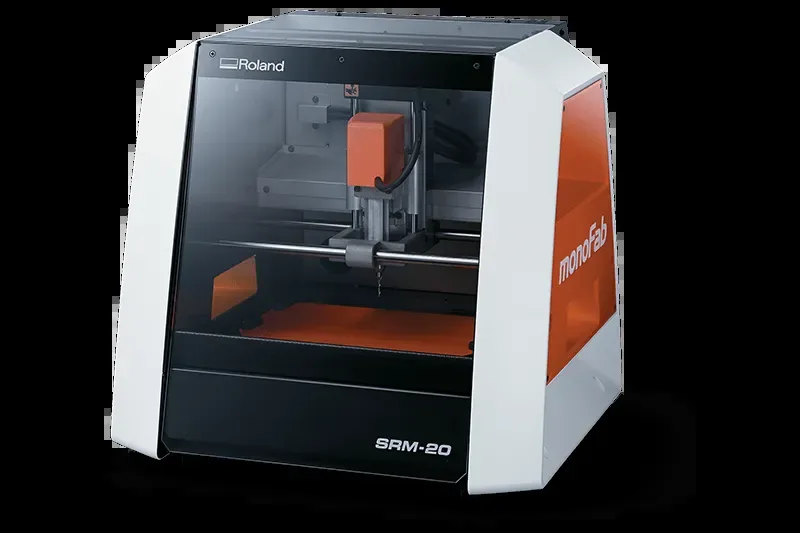 Micro fresadora CNC Roland monoFab SRM-20 com gabinete transparente